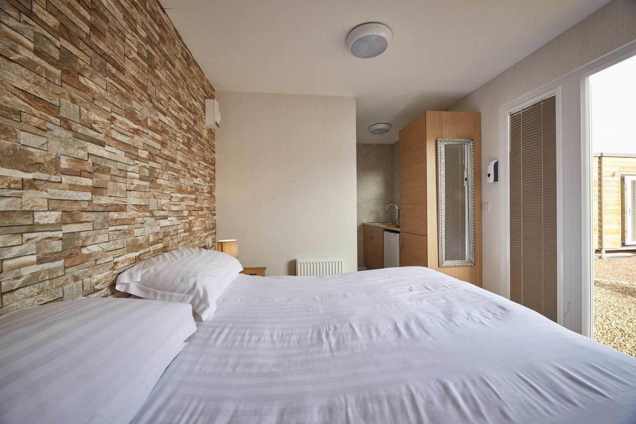 Hotel Goldenhill Retreats Bamburgh Esterno foto